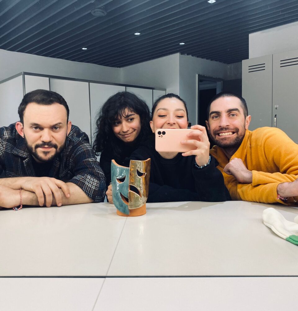 TiyatroBaz-Emre Bilgiç/ TEB Oyun Dergisi-Gelecek Sayısı