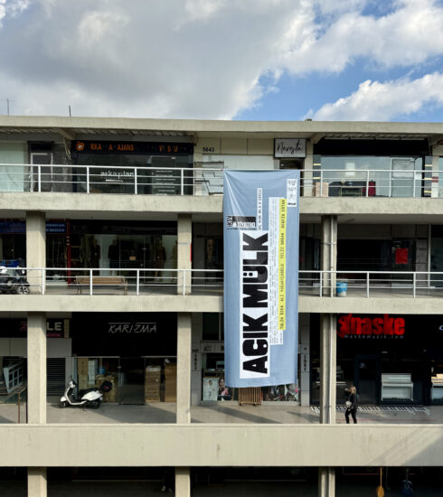 Açık Mülk_Zeynep Nur Ayanoğlu