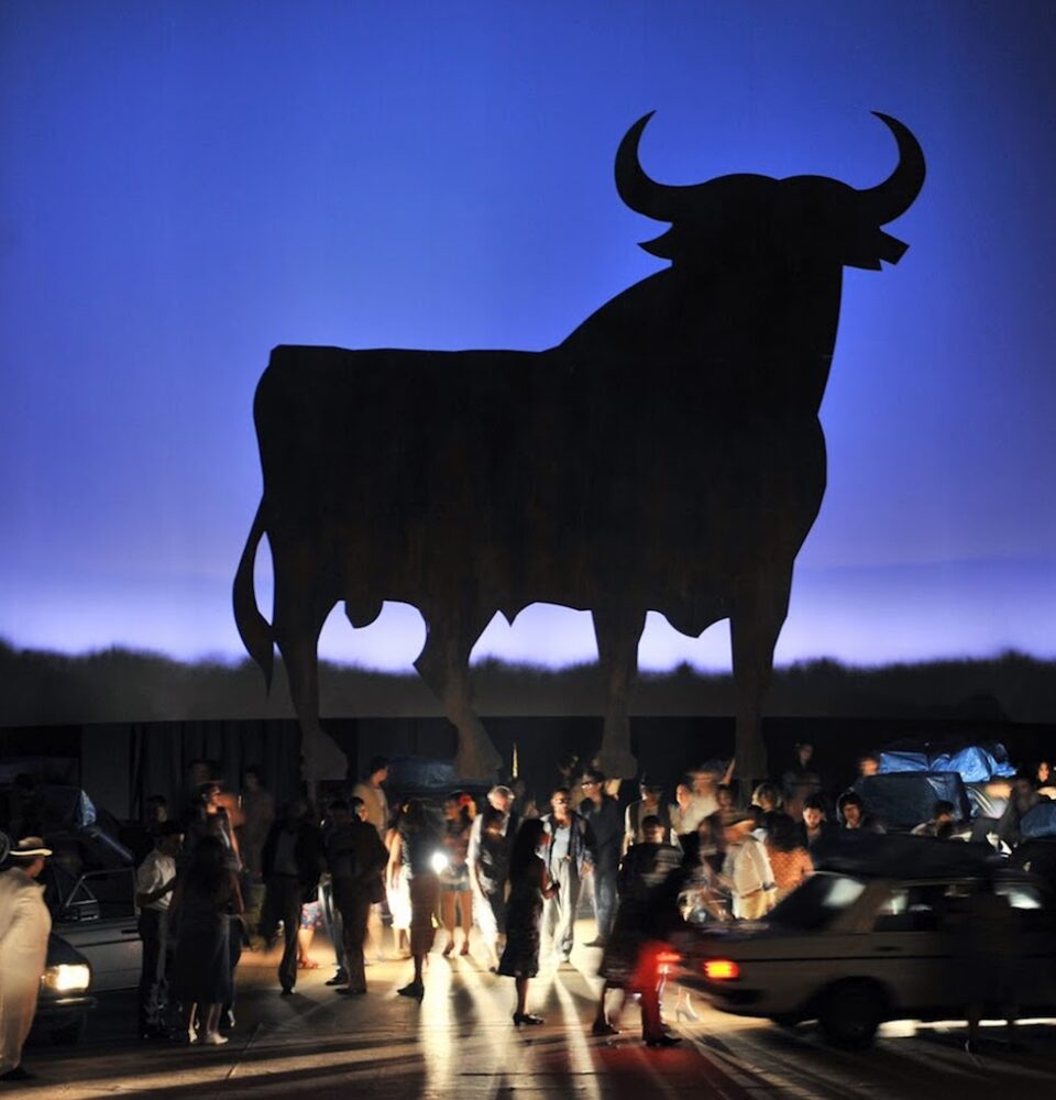 Zehra İpşiroğlu-Bağımsızlığın ve Özgürlüğün Simgesi Carmen/TEB Oyun Dergisi